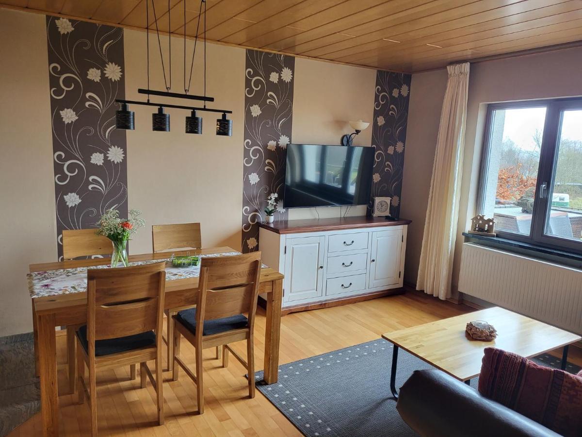 Luxurious Farmhouse Near The Ski Area Villa Hellenthal Esterno foto